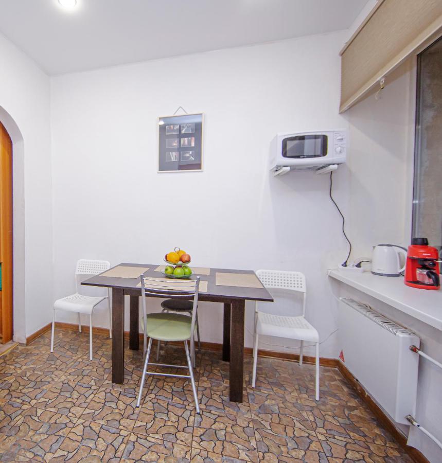 Old Town Apartment 3Br & 2Bthr Αγία Πετρούπολη Εξωτερικό φωτογραφία